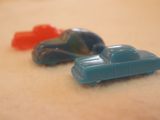 LEGO: Monypoli plastic cars