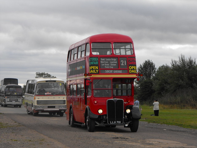 RT 3902, AEC Regent III - LLU 701 (t.2013)