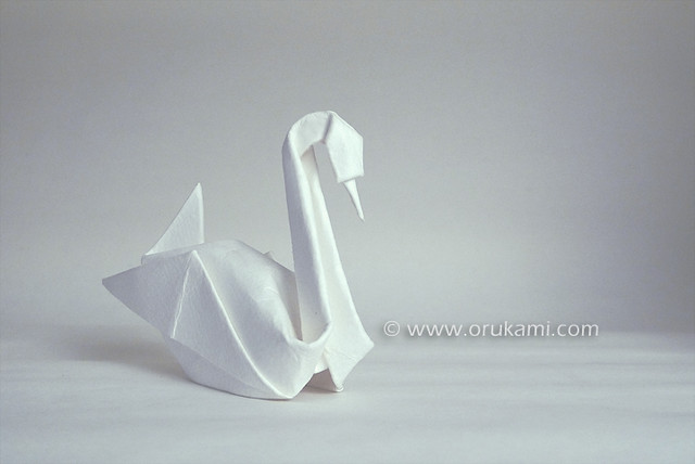 Akira Yoshizawa Origami Swan