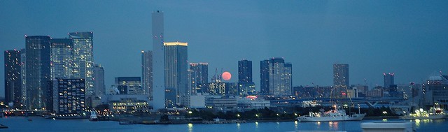 Buildings with red moon 1