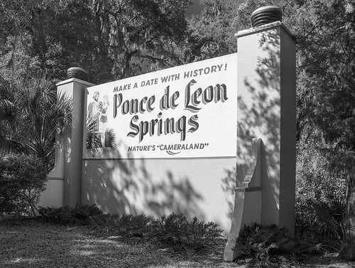 sign landscape blackwhite florida documentary social bathingsuit d800 flroidaattractions