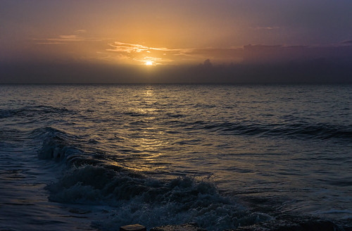 sea england sun sunrise kent wave edge waters hythe infocus highquality