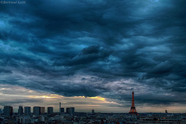 Ciel de Paris, blue hour