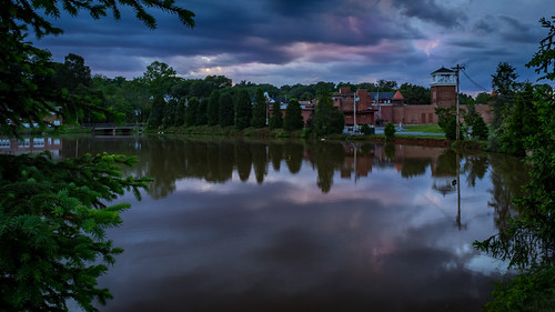 Hint of Pink by Bryan and Nicole, Photo by Bryan Kalesunset water us unitedstates northcarolina mcadenville gastoncounty