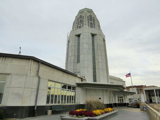 Art Moderne City Hall