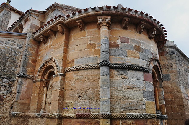 308 - Abside - Iglesia del Salvador - Pozancos (Palencia) - Spain.