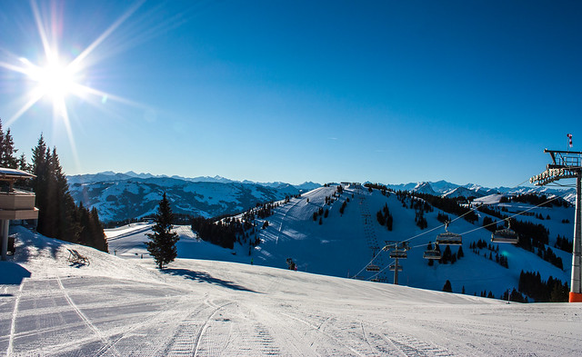Skiwelt Wilder Kaiser - Brixental: Erste Sonnenstrahlen auf dem Berg
