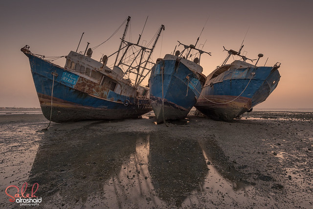 Kuwait - Rusted ships sunset