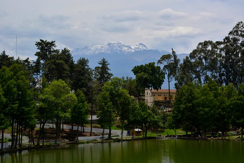 Vista del majestuoso volcán Iztaccíhuatl desde la Ex Hacienda de Chautla, Sn. Martín Texmelucan, Puebla.