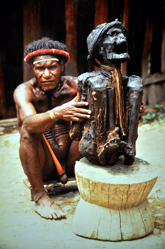 Western New Guinea - Baliem Valley - Smoked Mummy Of Dani Village Chief - 2