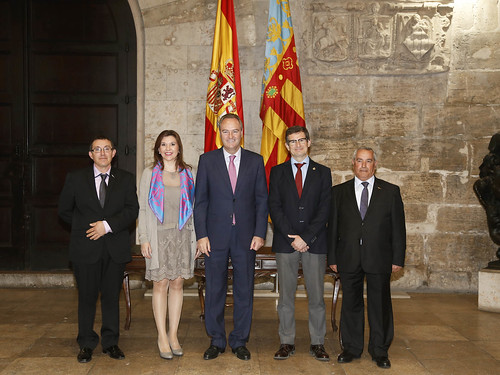 El President de la Generalitat, Alberto Fabra, recibe en a… | Flickr