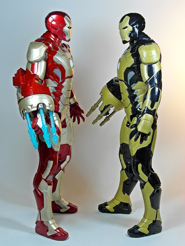 Marvel Iron Man 3 Sonic Blasting 12-Inch Figure with Glow In The Dark Armor for sale online 