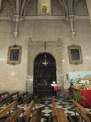 Iglesia de Santa Ana - Portada de capilla 3