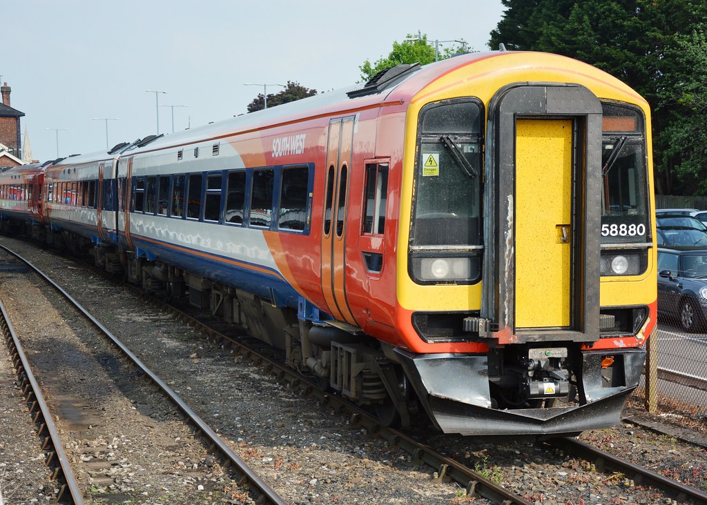 Class 158, 158880 | British Rail Class 158 'Express Sprinter… | Flickr