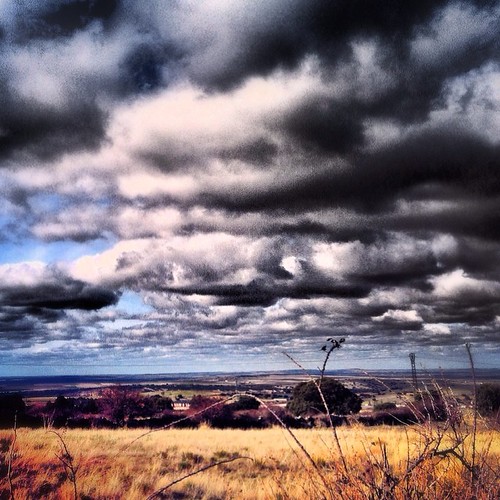 ☁️☁️☁️❗️ by Txecinco, square squareformat iphoneography instagramapp uploaded:by=instagram foursquare:venue=4d74dcc6548bb6