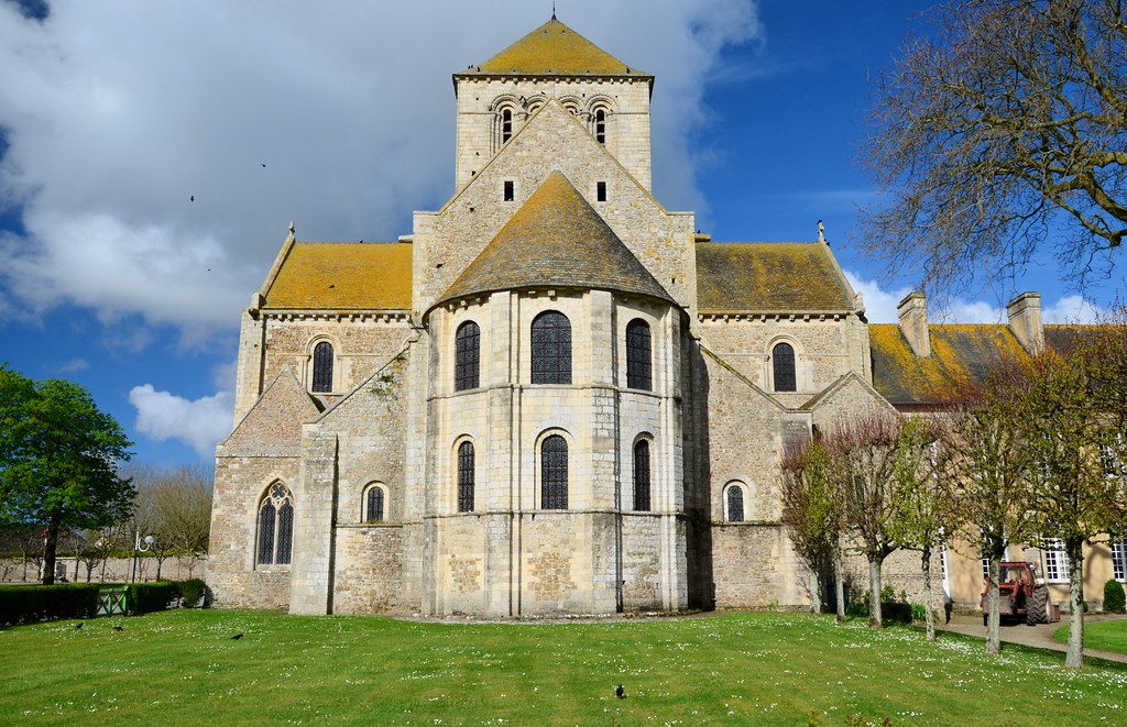 Lessay Lessay, F-50 Abbaye Sainte Trinité | L'abbaye de Lessay est … | Flickr