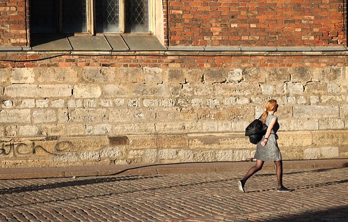 street city sunset woman sunlight lady walking walk bricks streetphotography redhead fujifilm hurry brickroad xe1 xc50230