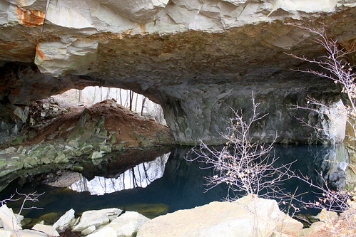 erin tn tennessee houstoncounty quarry cave limestone lake manmadecave bluewater bmok