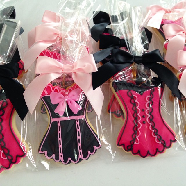 Corset cookies make sweet favours for a bridal shower or bachelorette party! #lvsweets #corsetcookies #yum #sugarcookies #montrealcookies