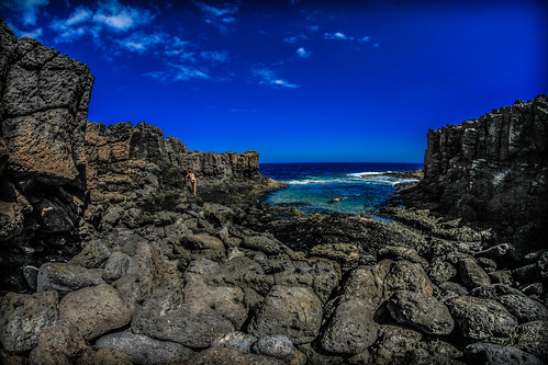 rocks rocky crag dof depth field horizon sea photographs photograph pics pictures pic picture image images foto fotos photography artistic cwhatphotos that have which contain view spain holiday sun sunny hot warm blue skies sky canon7d eos 18200mm zoom lens costa caleta de fuste fuerteventura spanish deepblue pool rockpool swim sept september 2013 hol time flickr