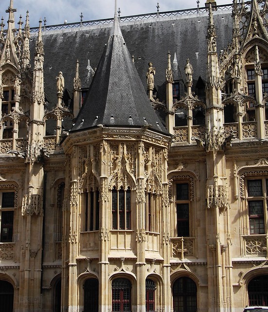 Palais de justice de Rouen...