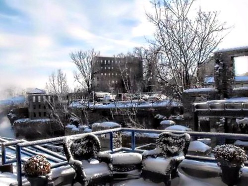 winter snow historic rochester benches wny highfalls hbm frptlady kmsalvatore heartsreverwhere
