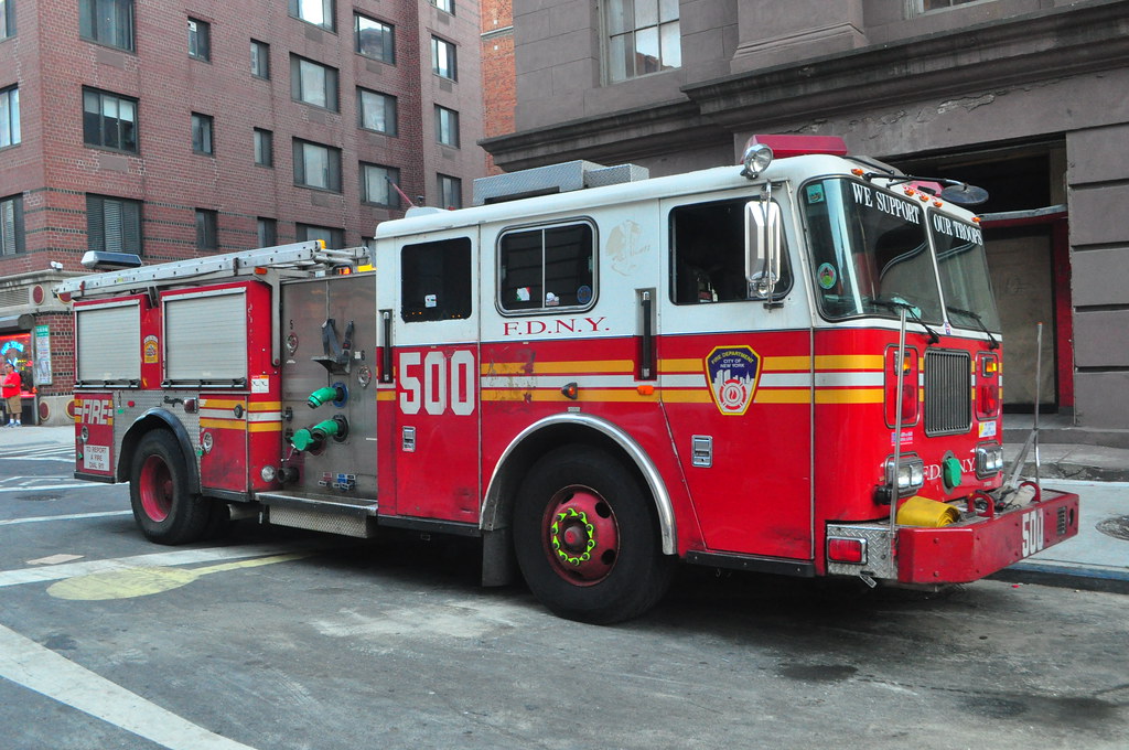 Fire Engine R 500 FDNY Engine 500 | 1998 Seagrave SP98028 Ex-Engine 14 | Triborough | Flickr