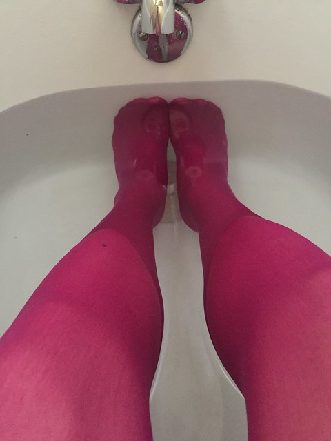 Coral tights in the tub
