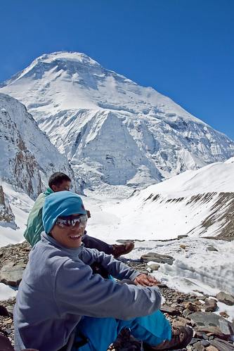 blue nepal sun white snow ice clouds trekking rocks himalaya sherpa tenzing dhaulagiri