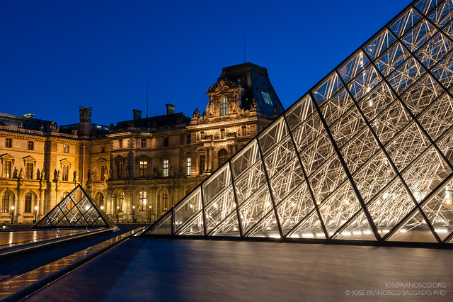Grand Louvre Pyramids [5651]