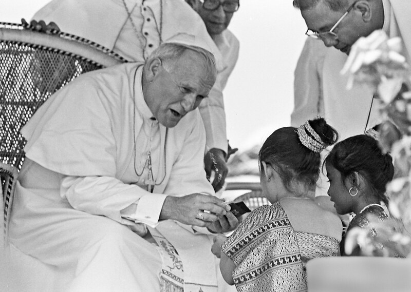 Pope John Paul II talking Filipino February 18… |