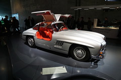Mercedes Museum (42)