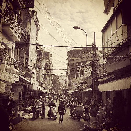 Alley outside our hotel, so full of #life... #hanoi #Vietnam #explorer #exploringtheworld #traveljunkie #culture #photography #frozensecond | by epickreations
