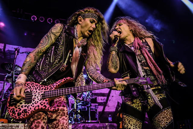Steel_Panther_141116-4