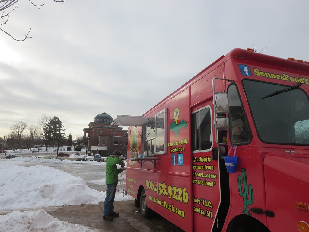 How Do Seasons Affect The Food Truck Industry?