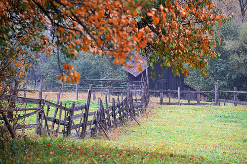 autumn fall colors rural landscape fance seasons view rustic romania toamna culori suceava