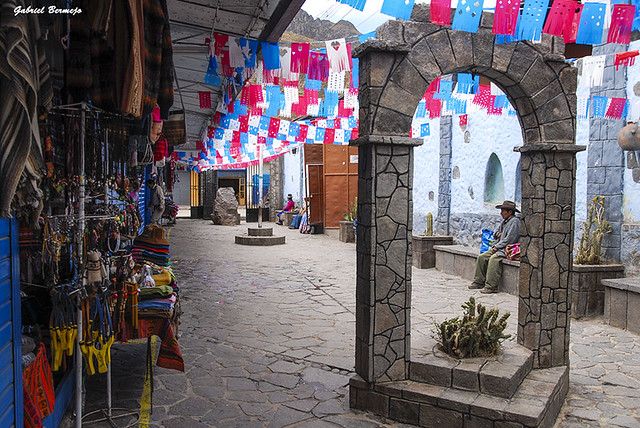Mercado solitario en Chivay - Perú