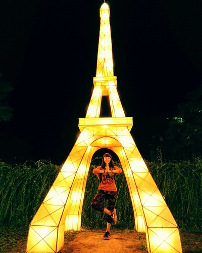 Eiffel Girl 😝  #night #summer #eiffel #lamp #beautiful  #sunshine #natural #naturephotography #blink  #tower #backpackerstory #backpacker #journey #travel #enjoy #exploreindonesia #exploreeverything #explore #vsco #landscape # | by sequence.7