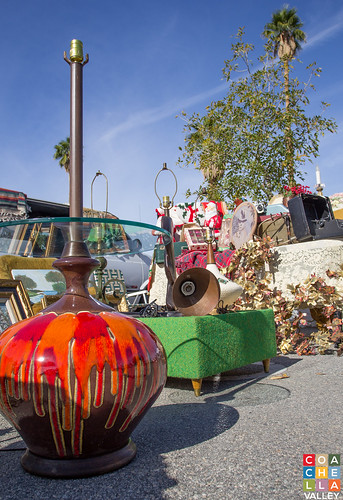 The Palm Springs Vintage Market | VINTAGE WITH A VIEW! Come … | Flickr