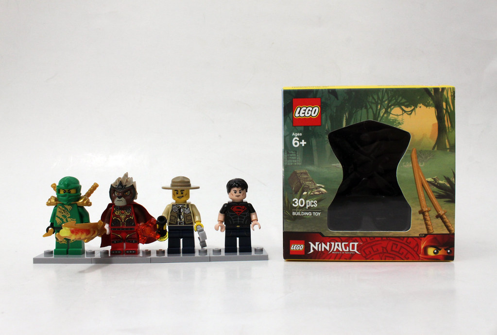 LEGO Minifigure Box Set (5004076) | Read more here: www.theb… | Flickr