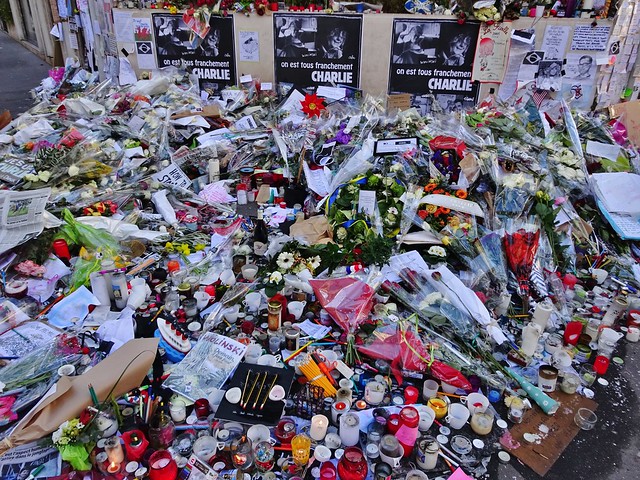 2015-01-17  Paris - Rue Nicolas Appert - 10 jours après les assassinats de Charlie Hebdo