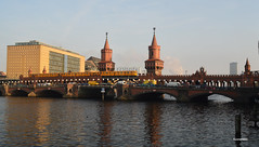 Jembatan Oberbaum