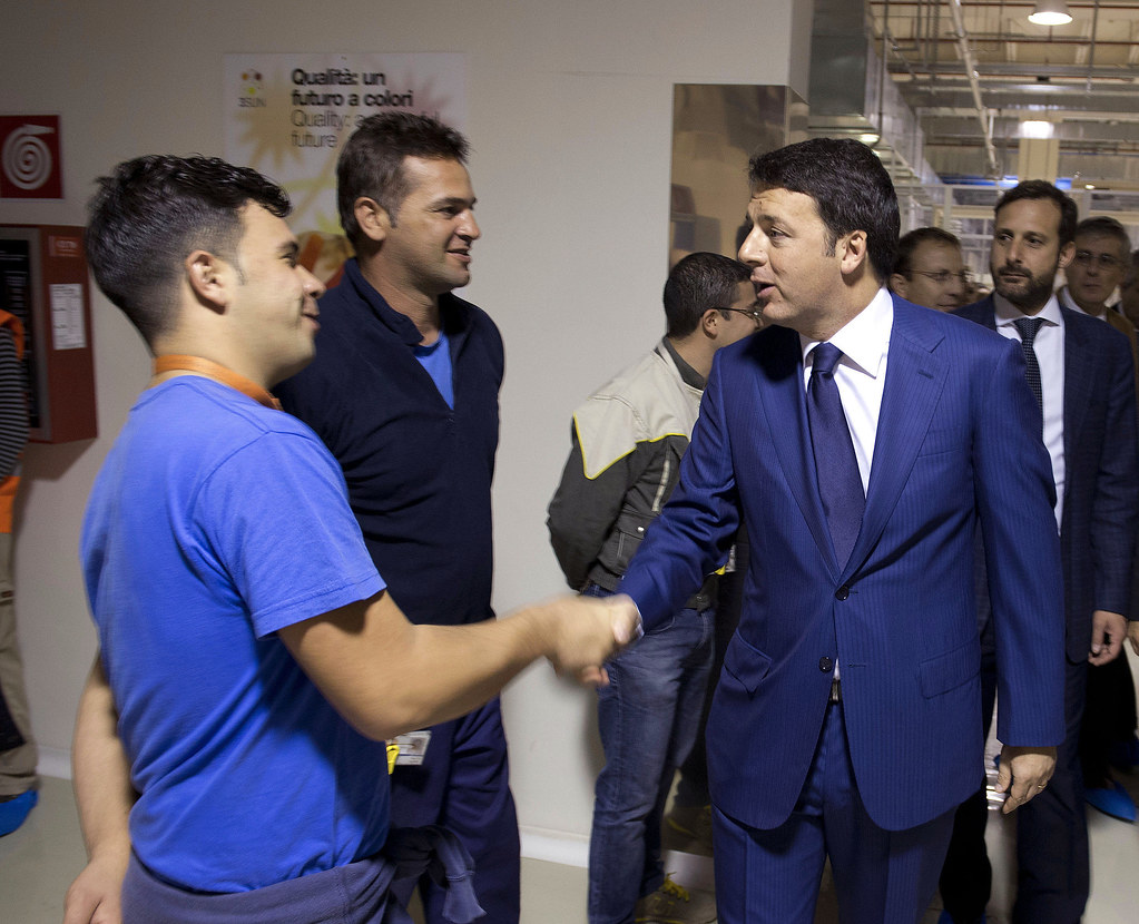 old Modernize Melodious Renzi visita la 3Sun di Catania | Il presidente del Consigli… | Flickr