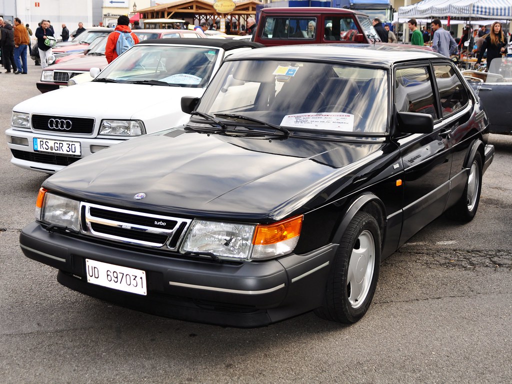 Saab 900 Turbo Aero (1992)