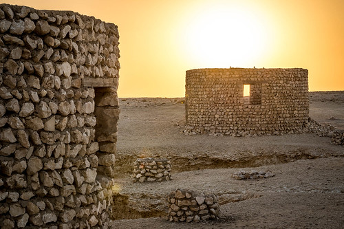 sunset vacation stone buildings landscapes middleeast qatar stonebuildings zekreet mysteryvillage qatarliving december2014