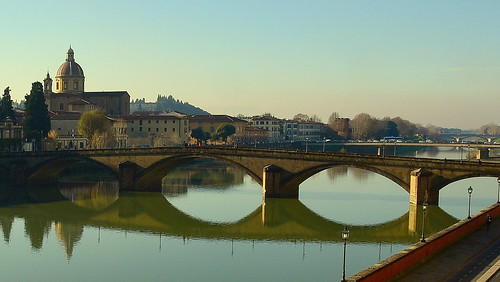 fiume ponte firenze arno toscana nicegroup finegroup
