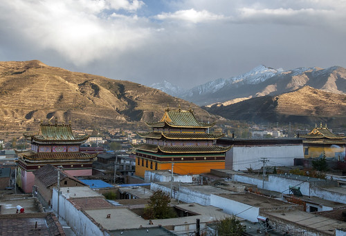 china tibet monastery amdo tongren rebgong rongwo