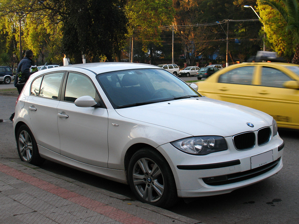Image of BMW 116i 2009