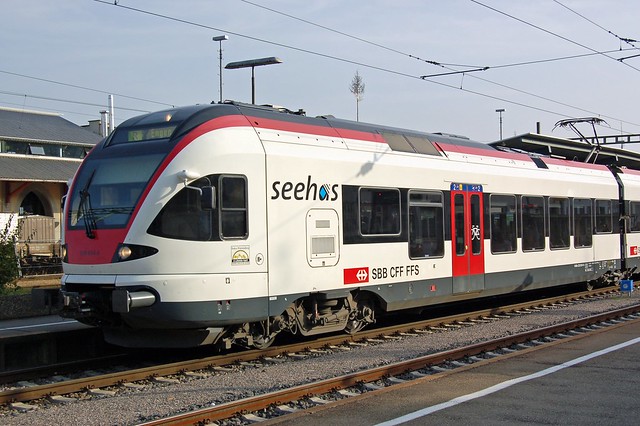 SBB Elektro-Triebwagen-Zug BR 526 »Seehas« im Konstanzer Hbf.