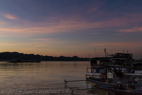 pyay pye prome ayeyarwady myanmarburma republicoftheunionofmyanmar bagoregion riverirrawaddy